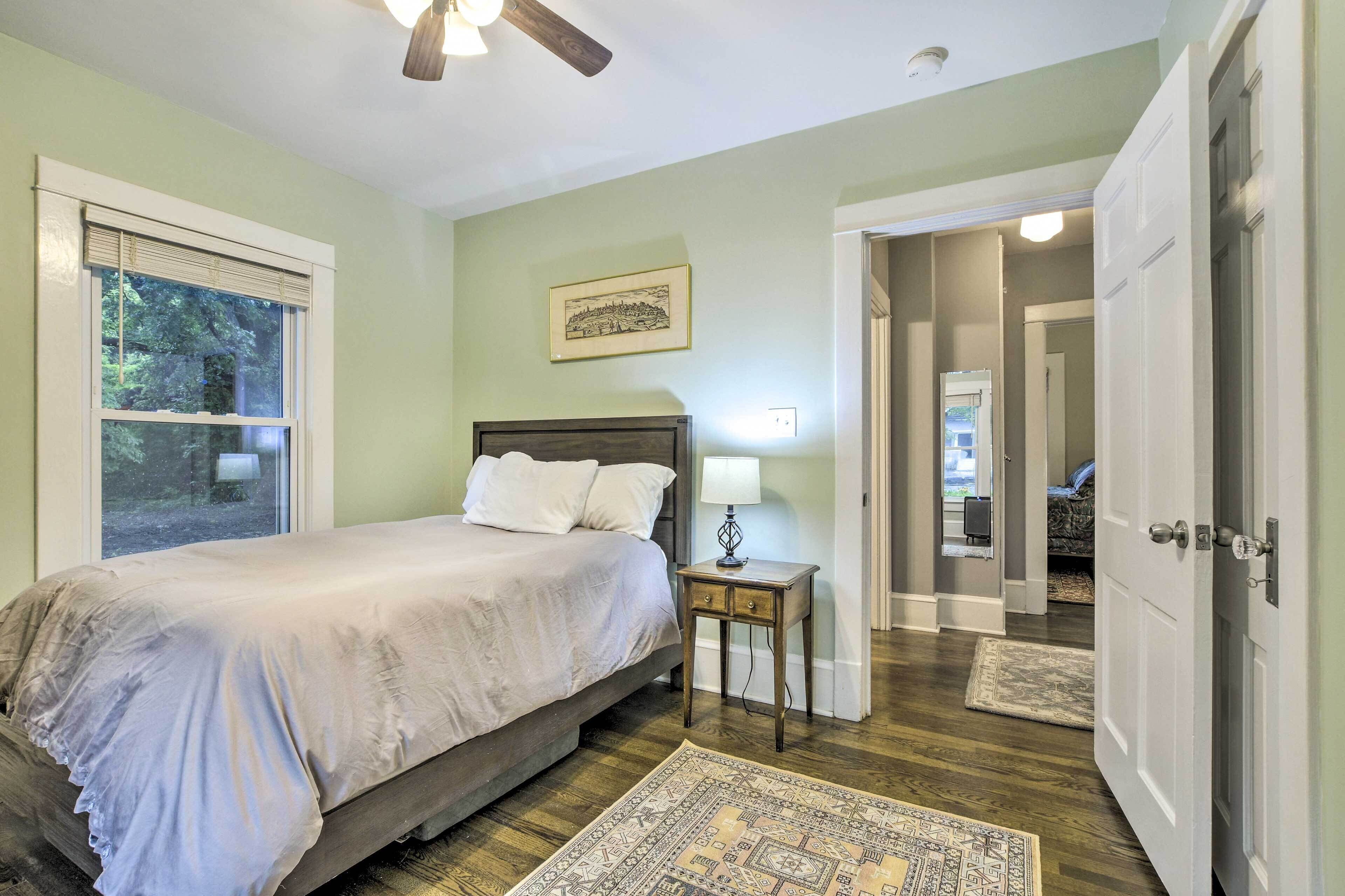 Peaceful Garner Home ~ 6 Mi to Dtwn Raleigh!