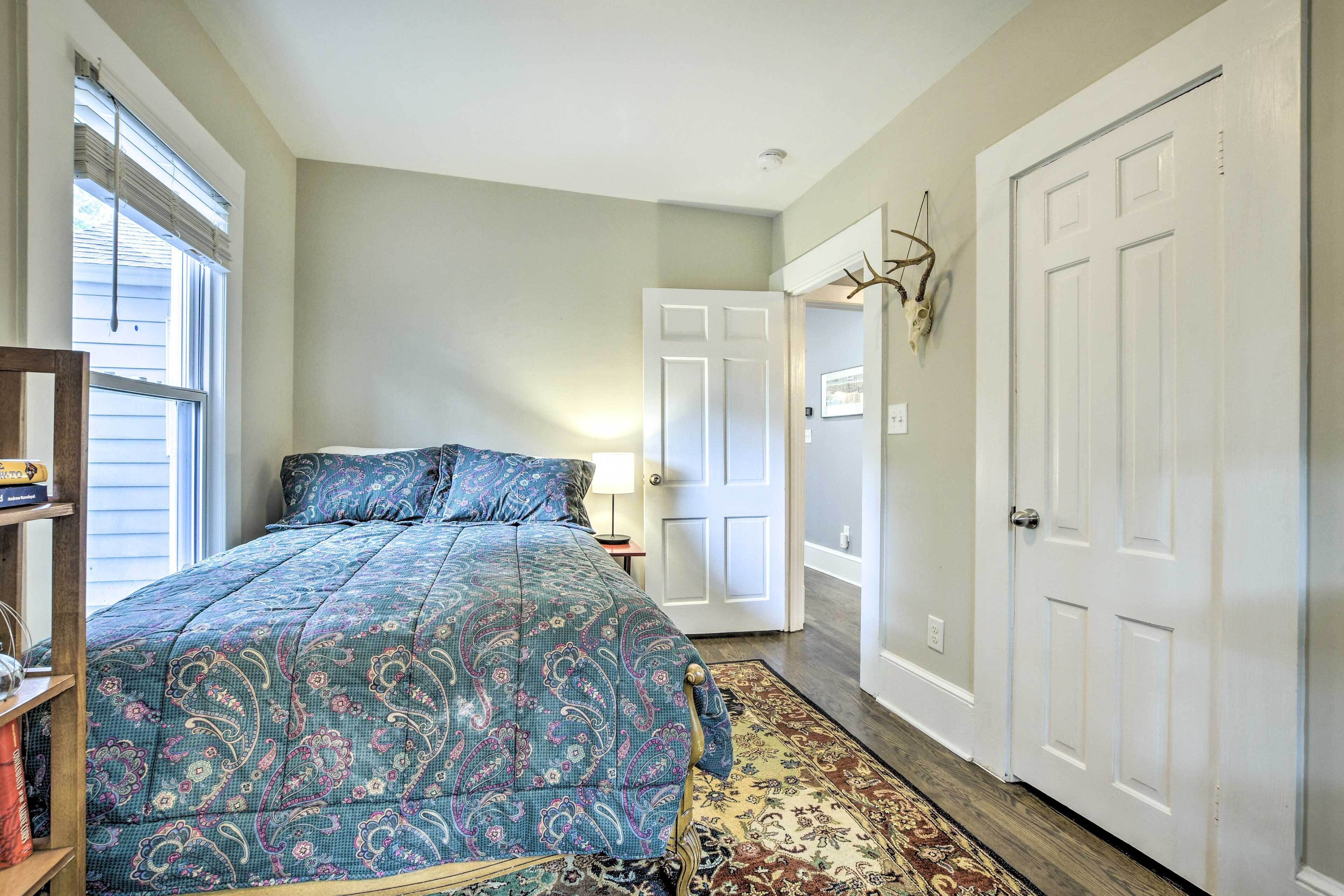 Peaceful Garner Home ~ 6 Mi to Dtwn Raleigh!