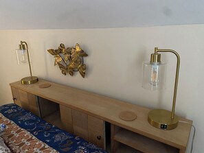 3 Schlafzimmer, Schreibtisch, Bügeleisen/Bügelbrett, Reisekinderbett