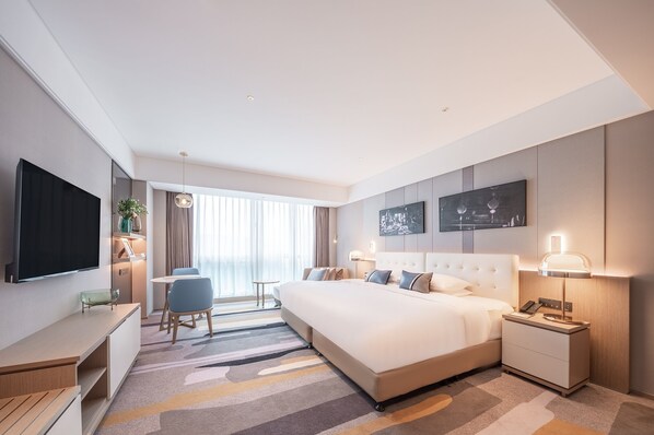 Chambre Deluxe, 1 très grand lit | Couette en duvet, bureau, espace de travail pour ordinateurs portables