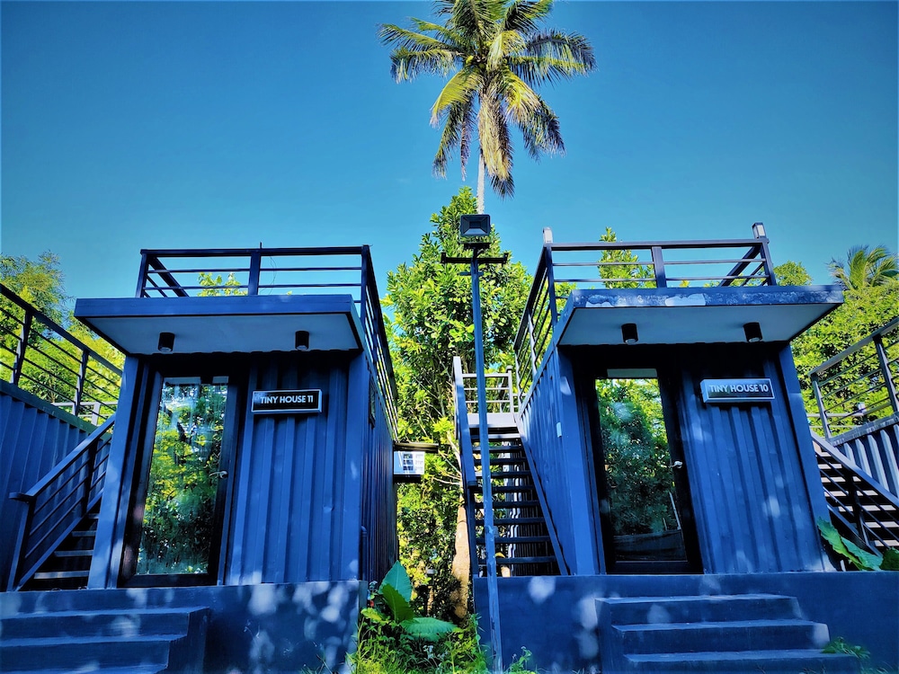 Kaliraya Surf Kamp image
