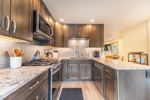 Alpine Drive #106b by Summit County Mountain Retreats