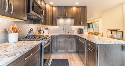 Alpine Drive #106b by Summit County Mountain Retreats