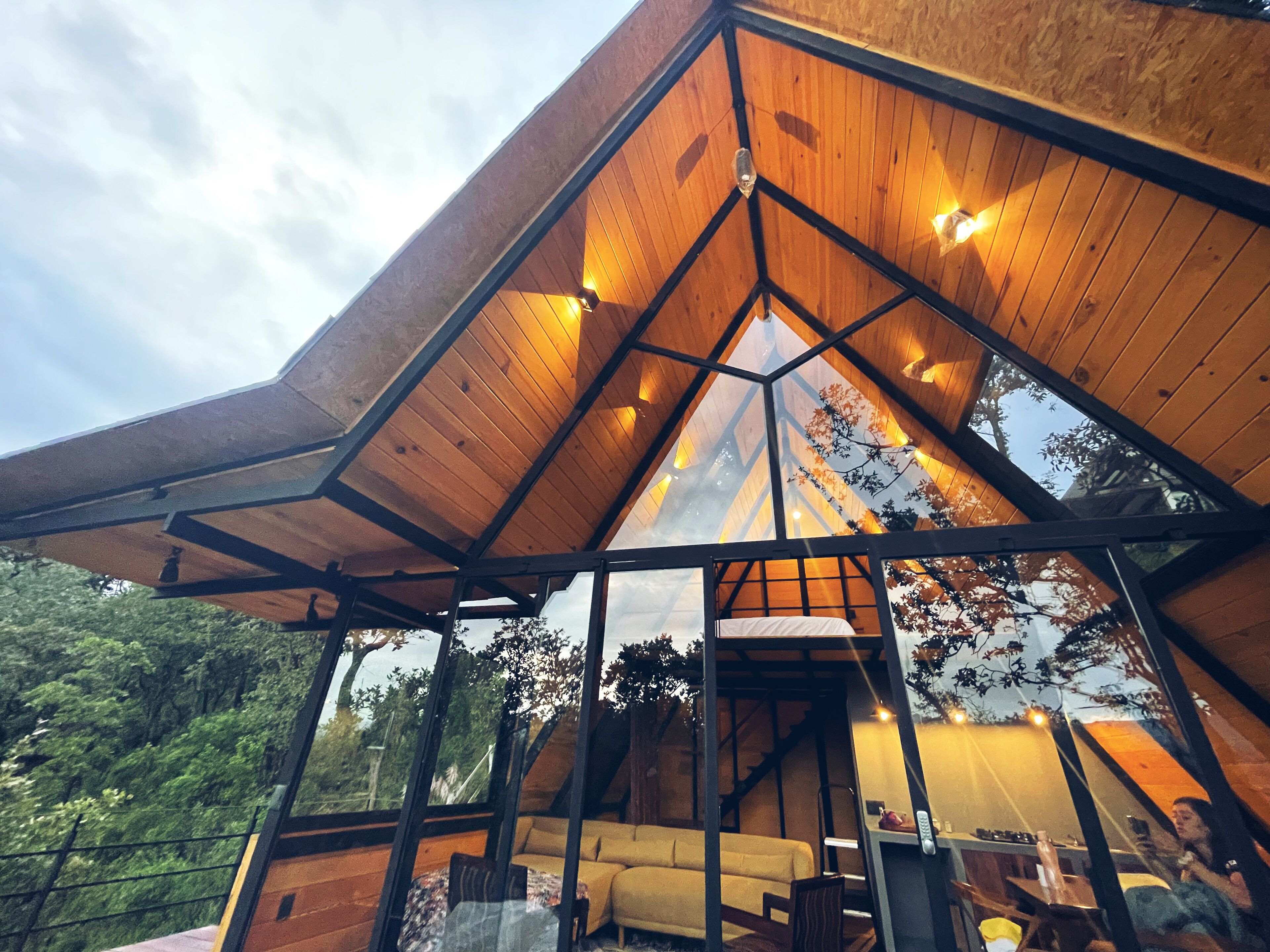 Cabin có thiết kế đặc trưng, quang cảnh núi | Mặt tiền nơi lưu trú