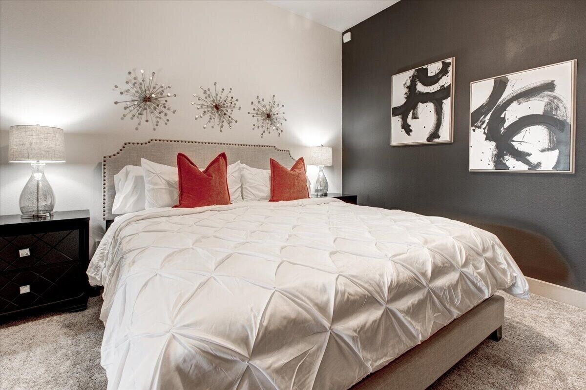 1 Bedroom - King Bed - Gym - Deep Ellum