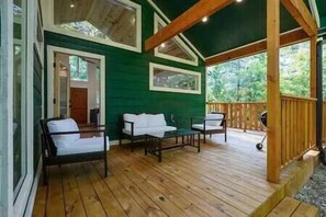 Terrace/patio - SERENITY NOW · Relax & Unwind (Broken Bow)