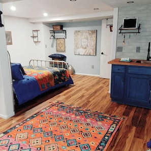 1 bedroom, WiFi, bed sheets - Cute studio apartment in the heart of West Sedona (Sedona)