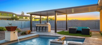 "Sunriver Estate" l 4bd l Pool l Spa l Sleeps 12