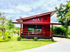 Standard Triple Room | Free WiFi