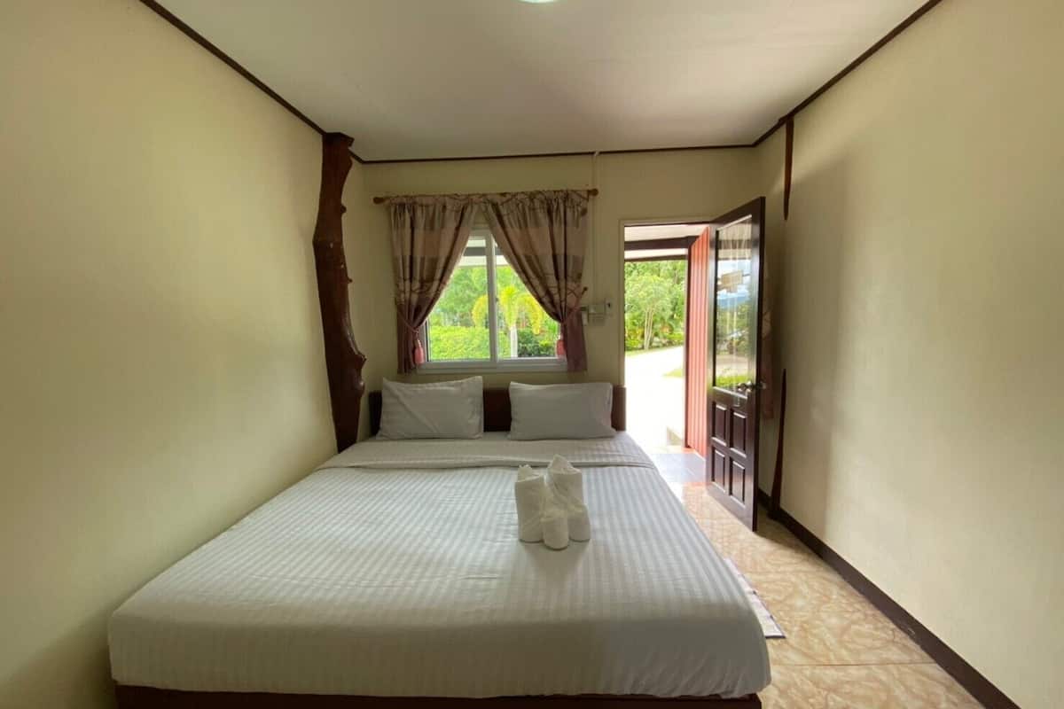 Standard Double Room | Free WiFi