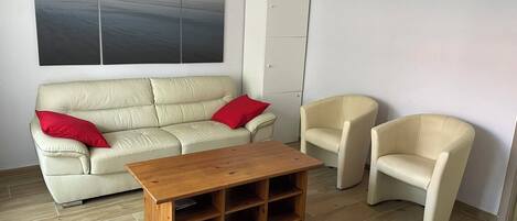 TV, table football, ping pong, books