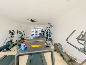 Fitness facility - Luxury 2 Bed @Heart of Cabo OceanView Pedregal 802 (Cabo San Lucas)