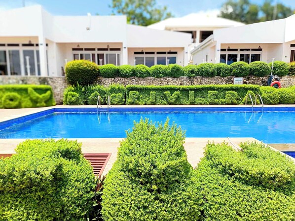 المنشأة من الخارج