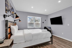 Signature huis, 3 slaapkamers, niet-roken, terras | 4 slaapkamers, individueel gedecoreerd, individueel gemeubileerd