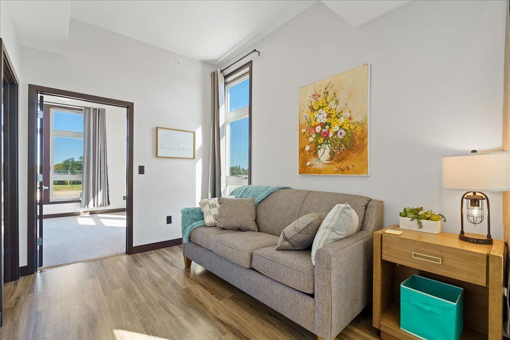 Dyersville Dream Condo #200