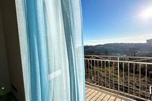 Property grounds - Apartment With Panoramic Terrace on Amalfi Coast (Agerola)