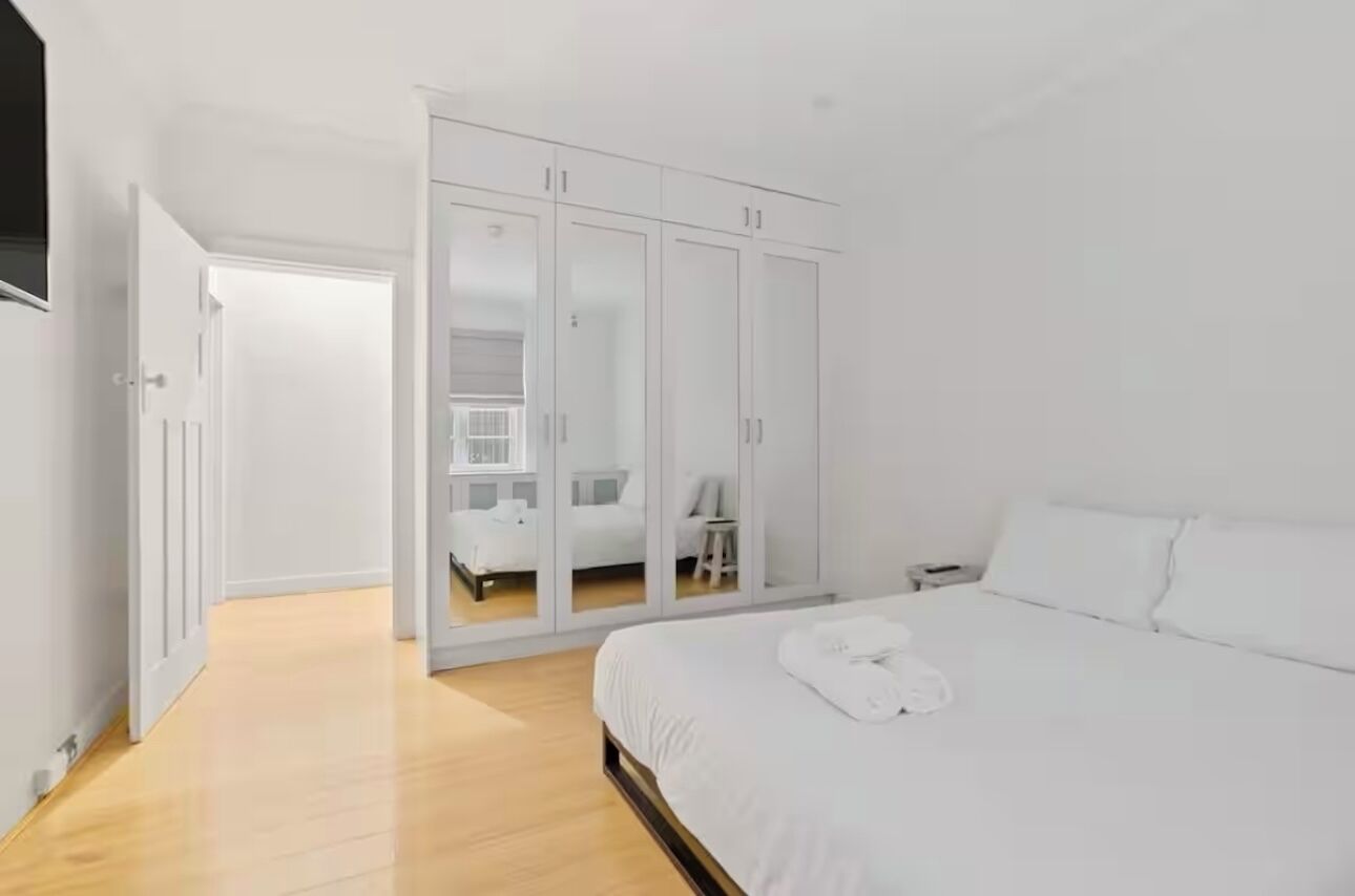 1 室のベッドルーム、WiFi