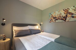 2 chambres, lit parapluie, Wi-Fi gratuit, draps fournis