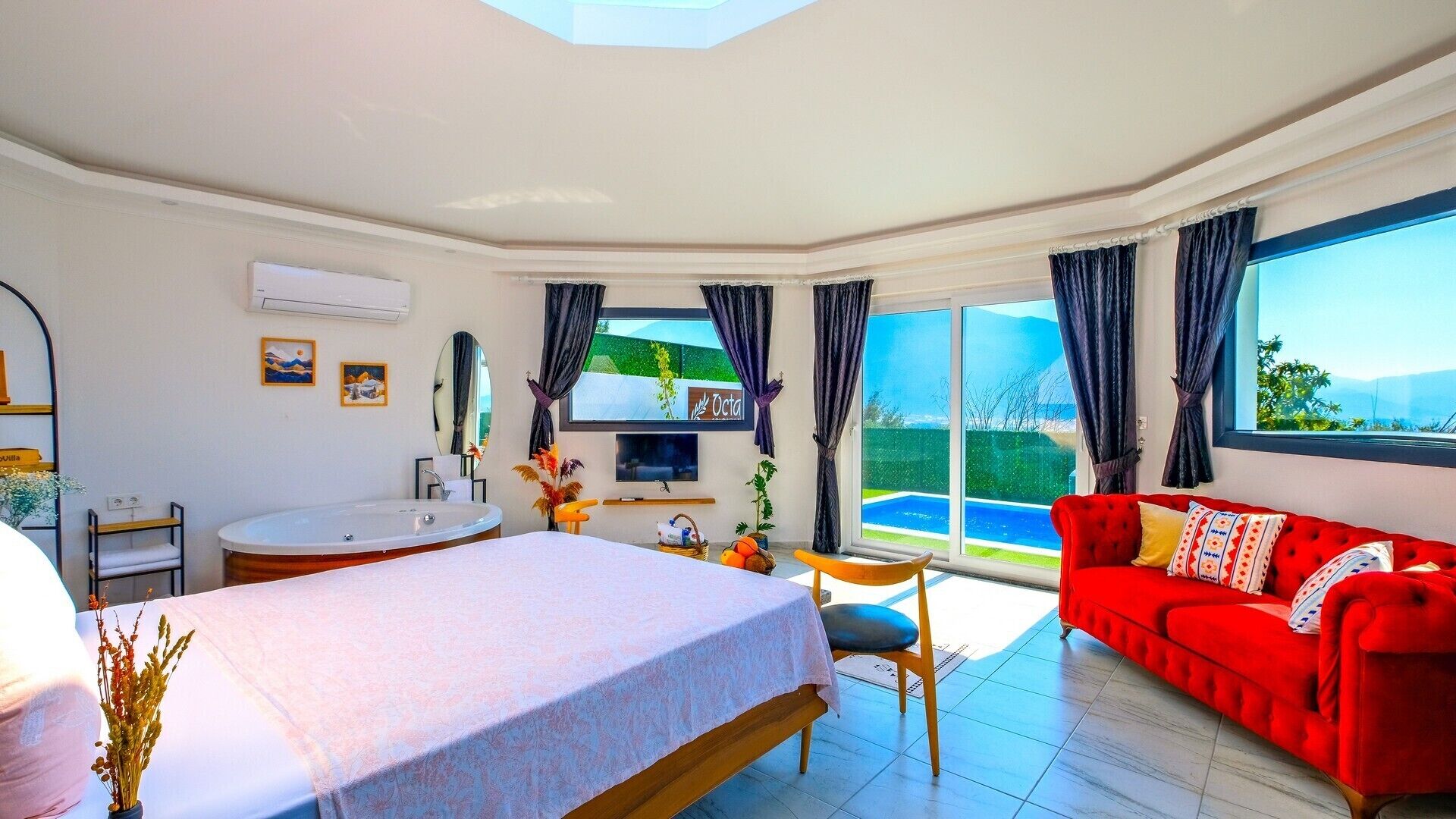 Luxury honeymoon villa with private pool and jacuzzi