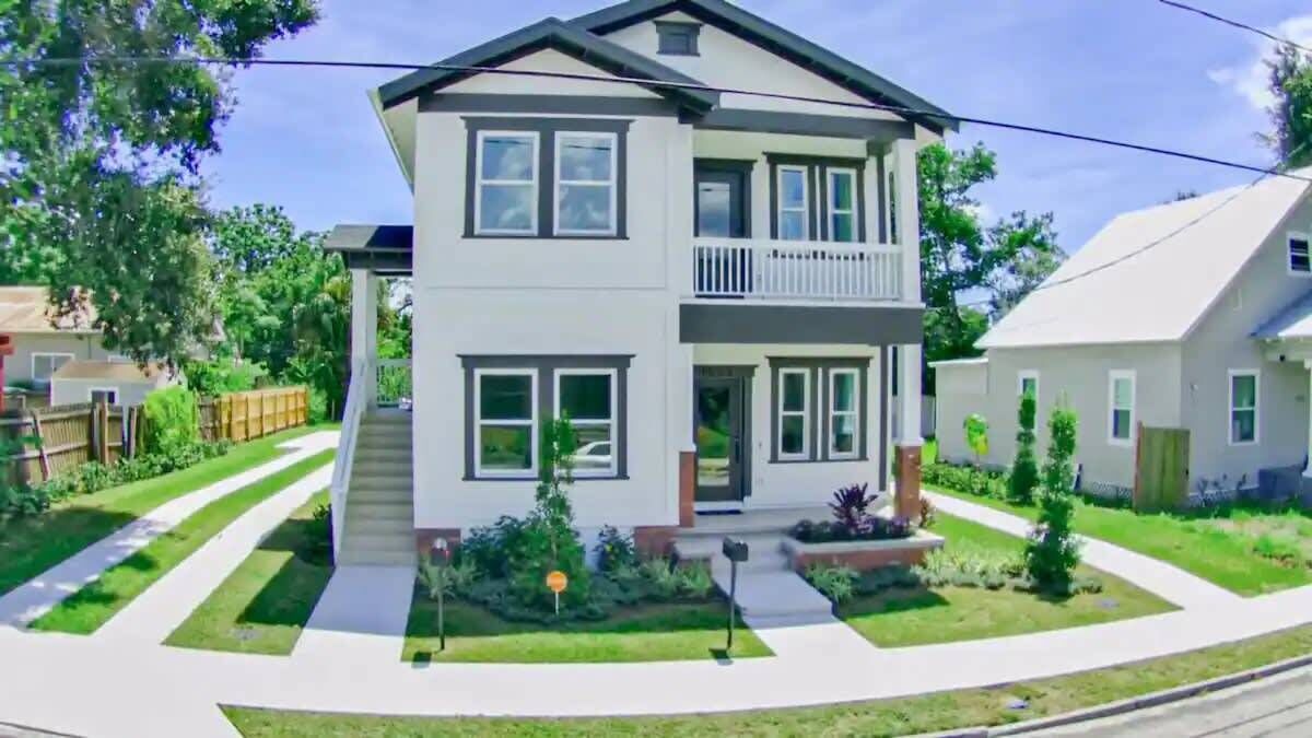 Luxury 6BR Home | Sleeps 12 | 3min to Dwntn Ybor