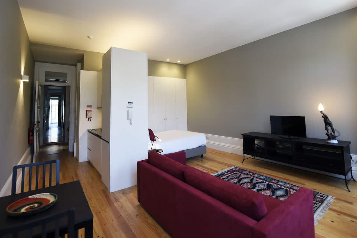 1 bedroom, minibar, individually decorated, individually furnished