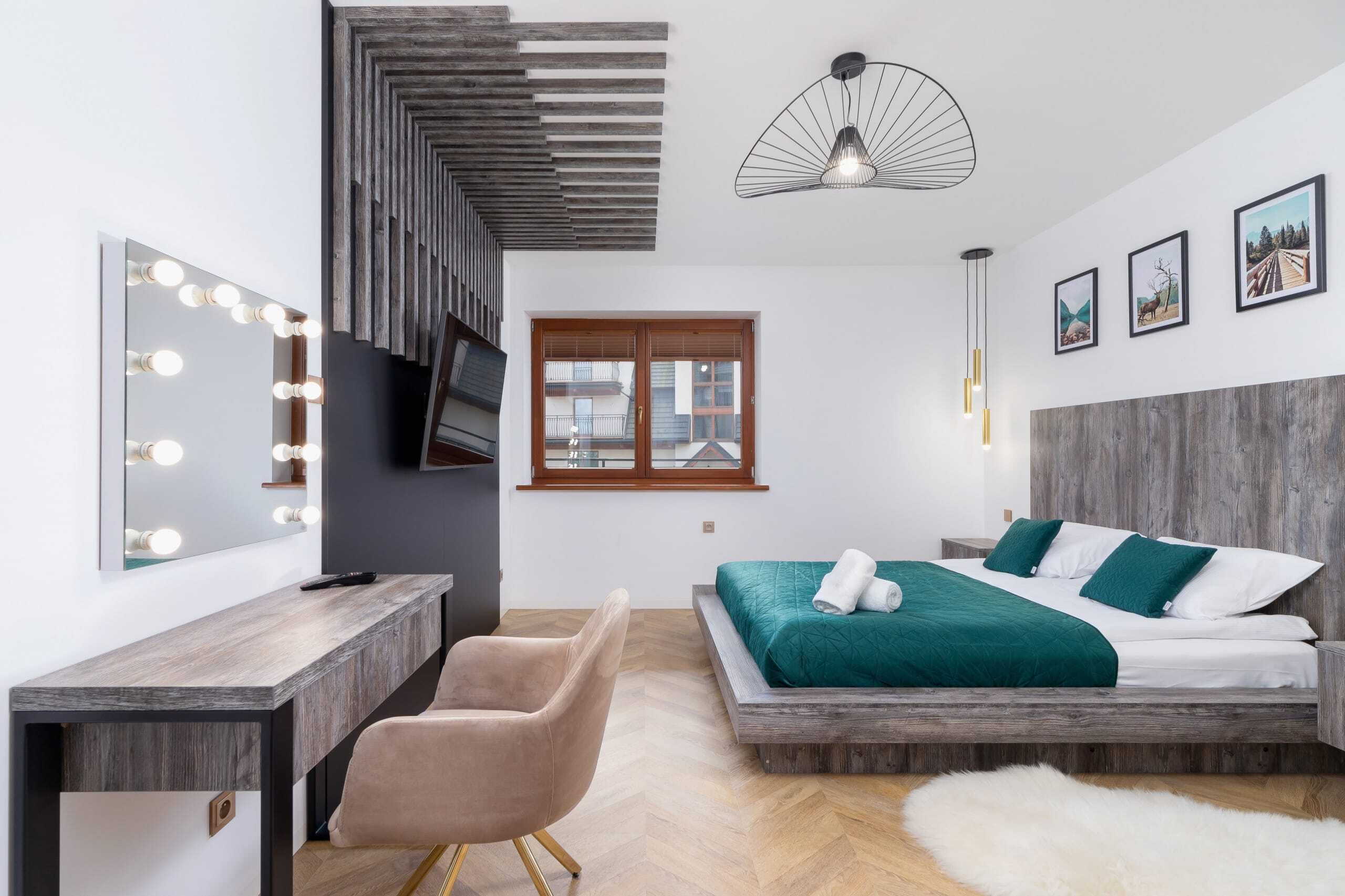 1 soverom, skrivebord, strykejern/-brett og wi-fi