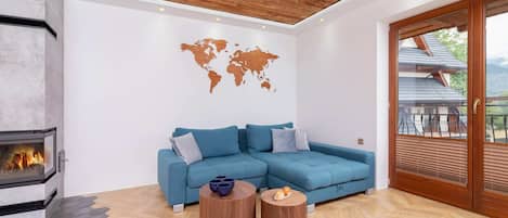 TV, fireplace, offices