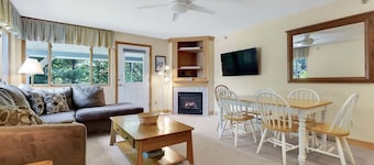 Brookside I B-405 - Sunday River Slopeside Condominium