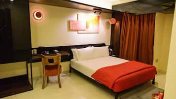 Premium bedding, minibar, in-room safe, desk