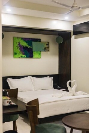 Ropa de cama de alta calidad y minibar