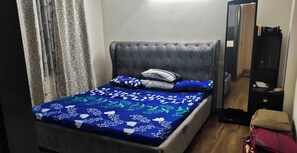 1 quarto, ferros/tábuas de passar roupa, Wi-Fi de cortesia