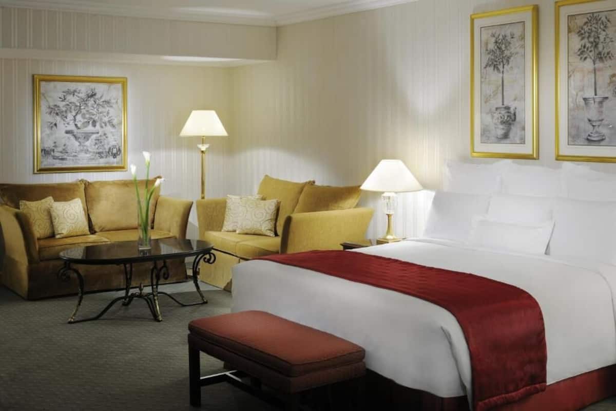1 bedroom, minibar, in-room safe, desk