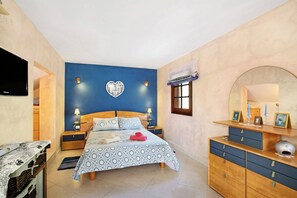 1 chambre, fer et planche à repasser, Wi-Fi gratuit, draps fournis