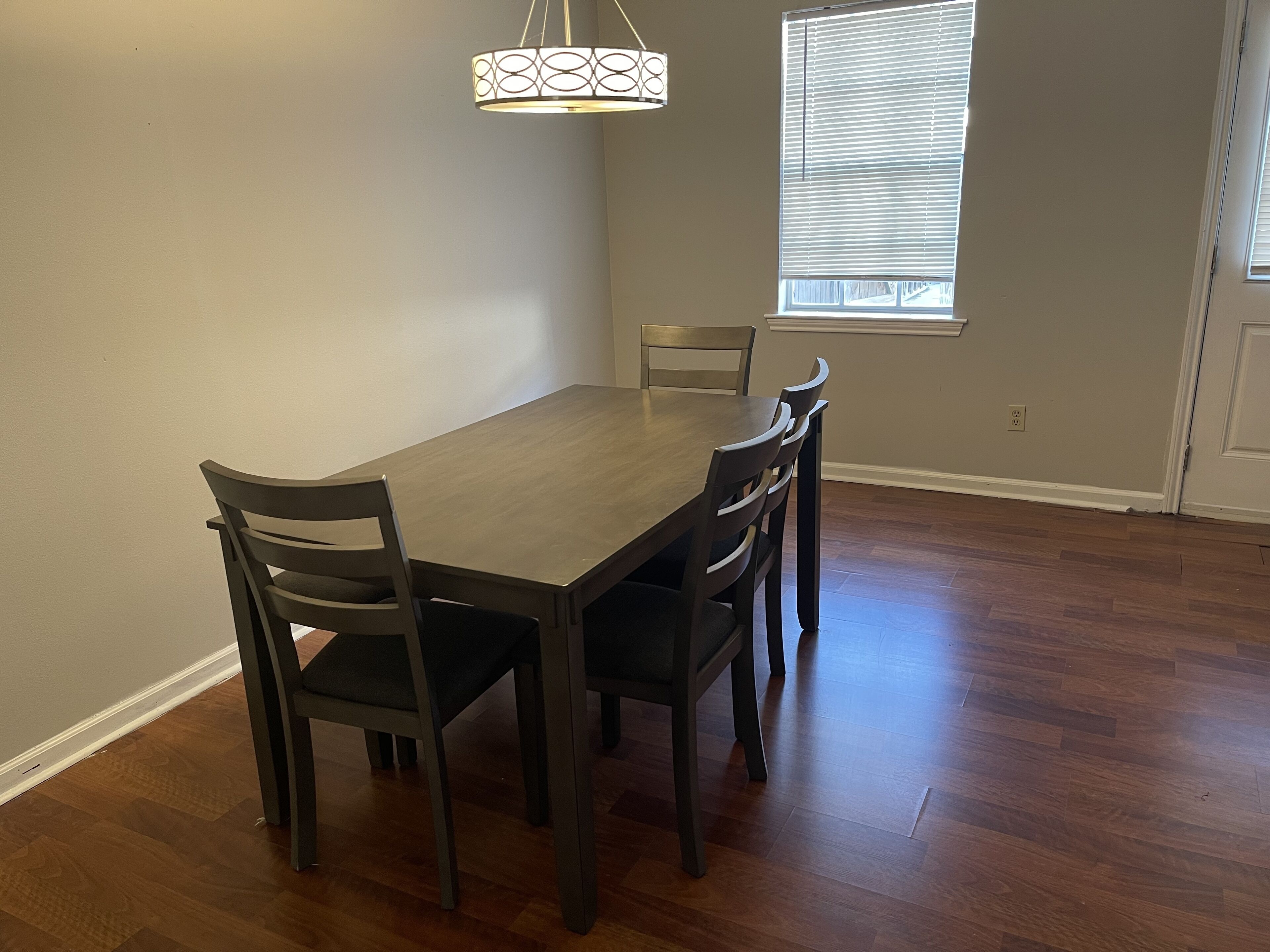 Spacious 3/2 townhouse