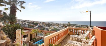 Petite Paradise Vacation Home with Sea Views, Pool, and Wi-Fi