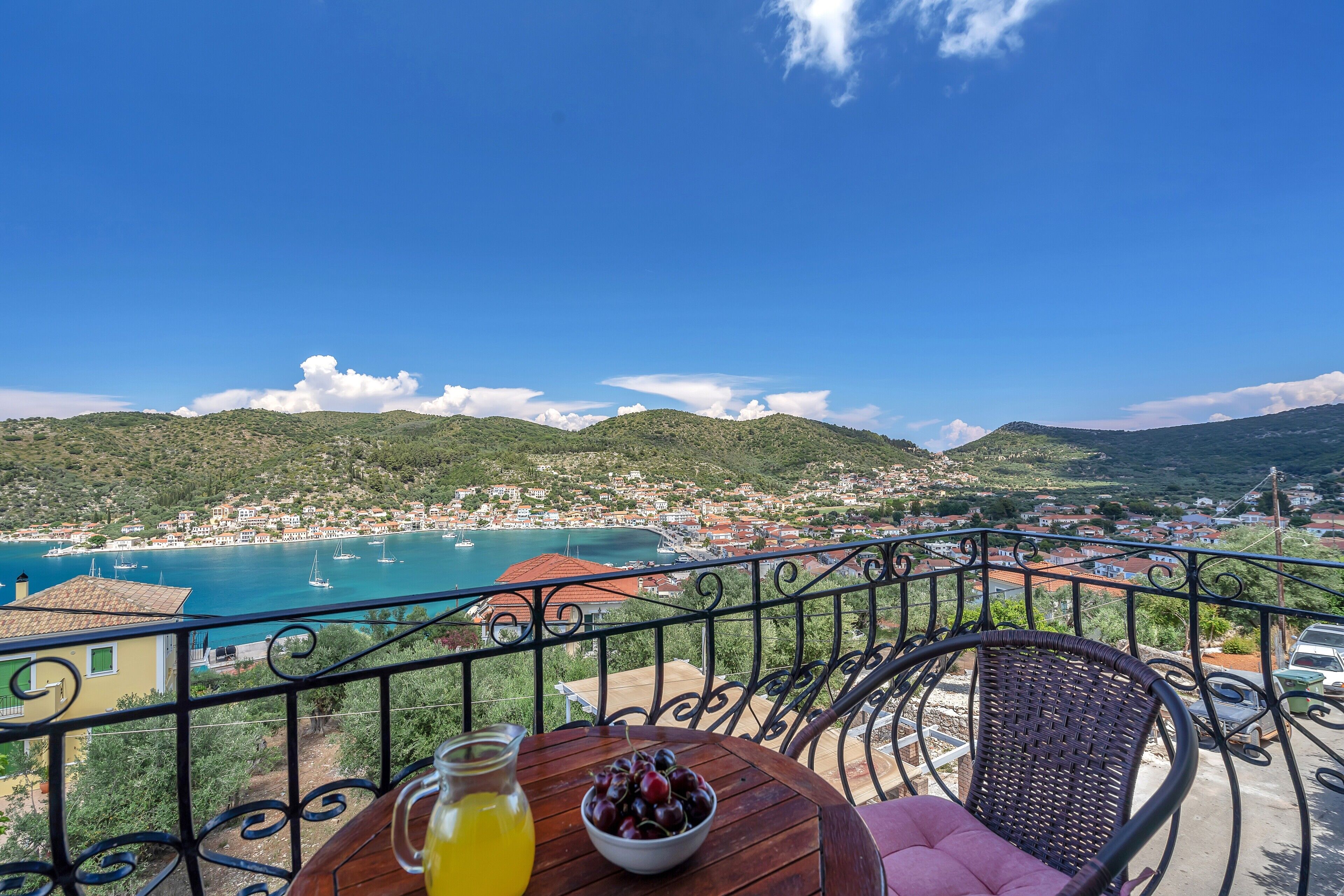 تناول الطعام بالخارج