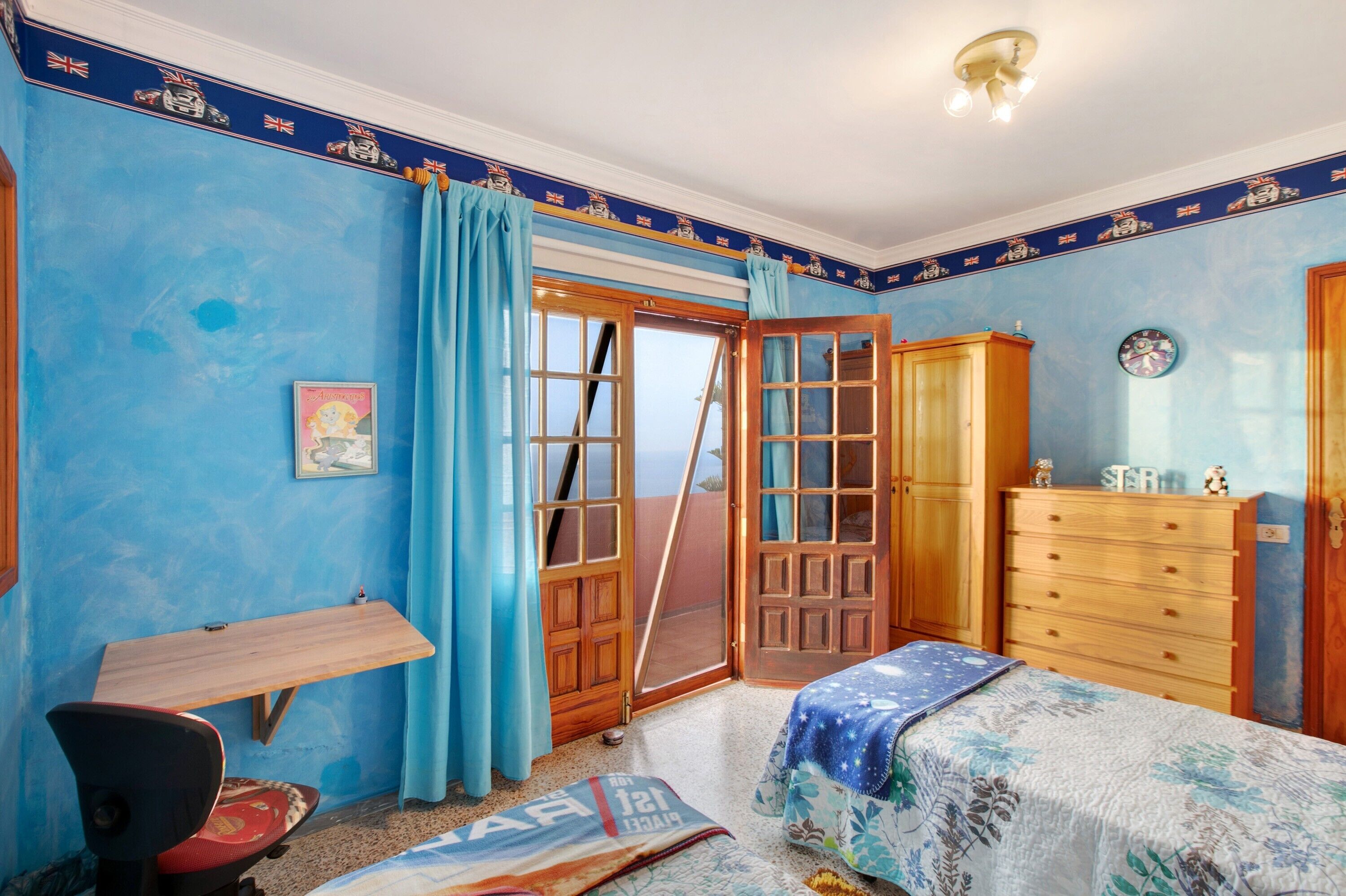 3 sovrum, strykjärn/strykbräda, gratis wi-fi och sängkläder