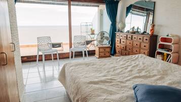 1 chambre, fer et planche Ă repasser, Wi-Fi gratuit