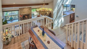 Unclassified image, 4 of 35, button - 3864 Carmel Delight - Updated Home Near Downtown (Carmel by the Sea)