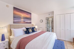 2 bedrooms, desk, iron/ironing board, free WiFi