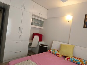 3 bedrooms - 106 HOMESTAY (Bengaluru)