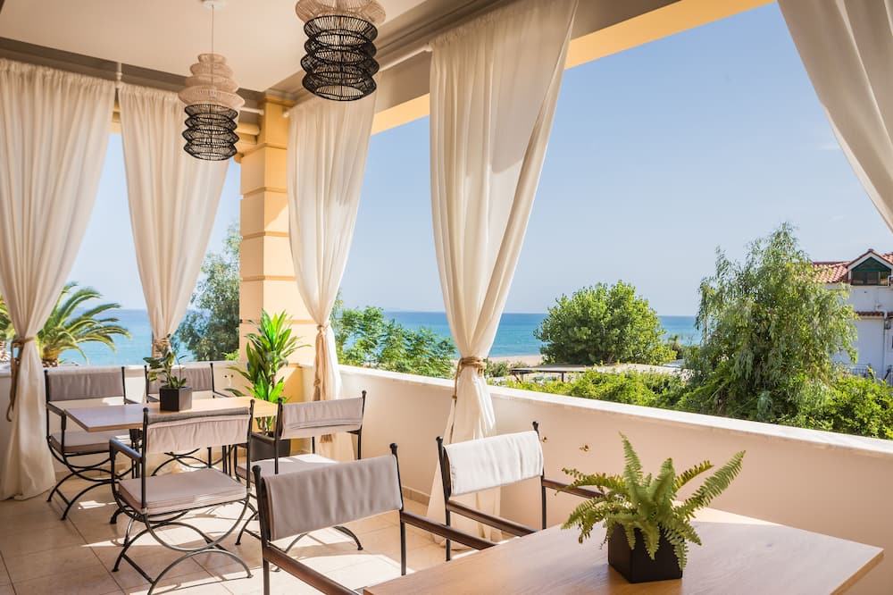 Makis Hotel Skala
