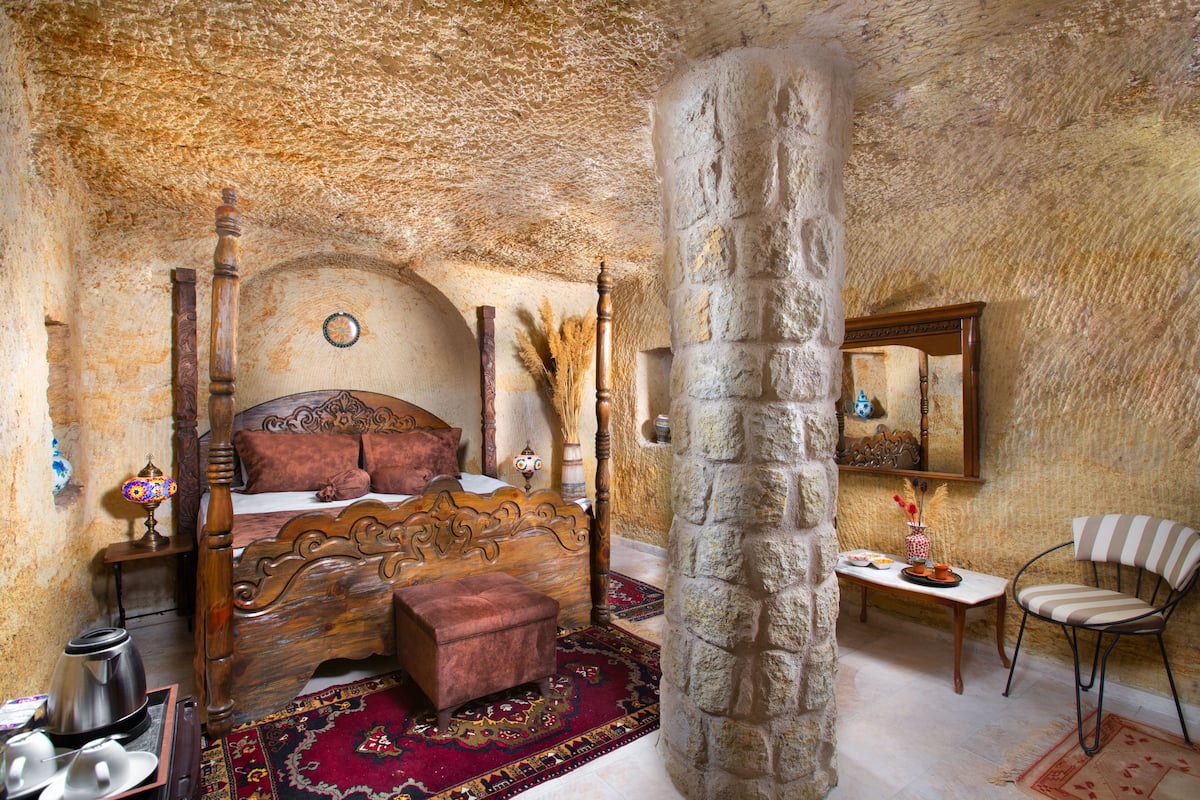 Oublite | Hypo-allergenic bedding available, iron/ironing board, WiFi (free)