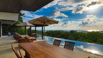 4 bedrooms