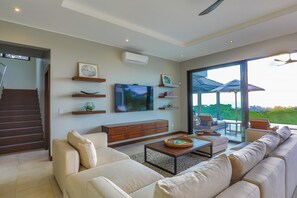 Interior - Dreamy Jungle Ocean-view Luxury Villa w Pool (Bahía Ballena)