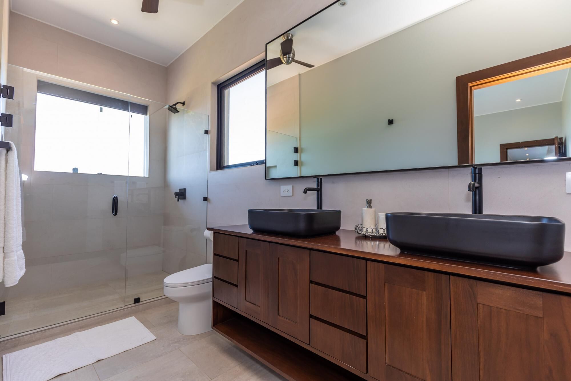 Villa | Bathroom