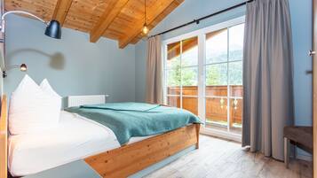 3 Schlafzimmer, Reisekinderbett, kostenloses WLAN, Bettwäsche