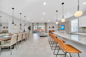 Villa, varias habitaciones | Cocina privada
