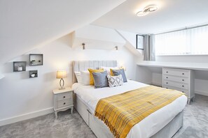 Room - Host & Stay | Morgan's Rest (Scarborough)