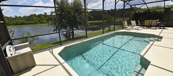 Lakeside 4-bed Pool Home At Villa Sol 4 Bedroom Home by Redawning